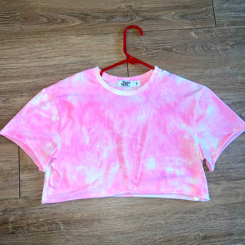 Tiger mist crop top size small never worn